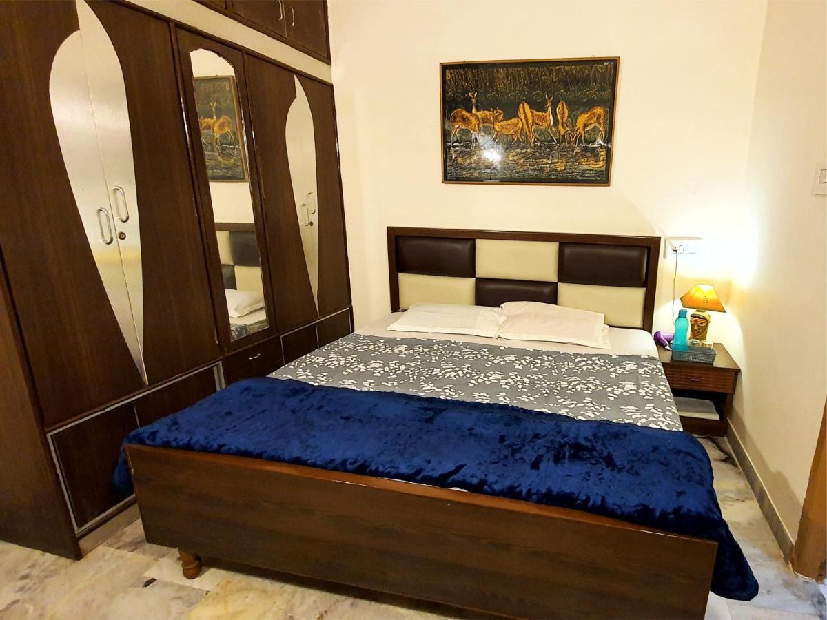 Aditya Premium Homestay- Furnished Air Conditioned- 2Bhk Jabalpur Buitenkant foto